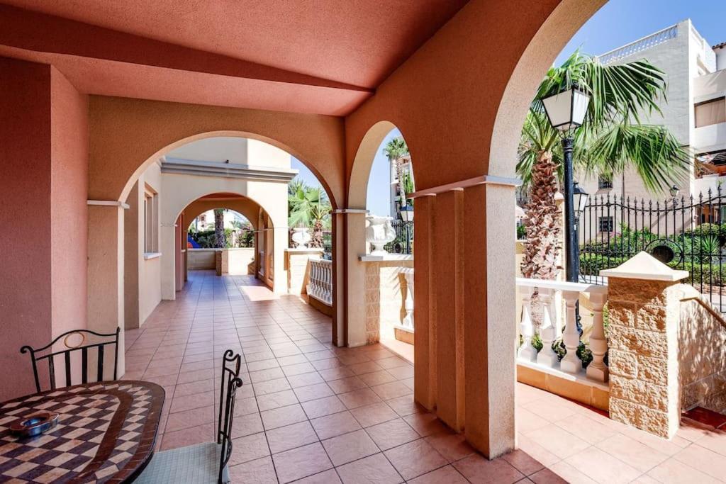 Star Apartment Torrevieja Exterior photo